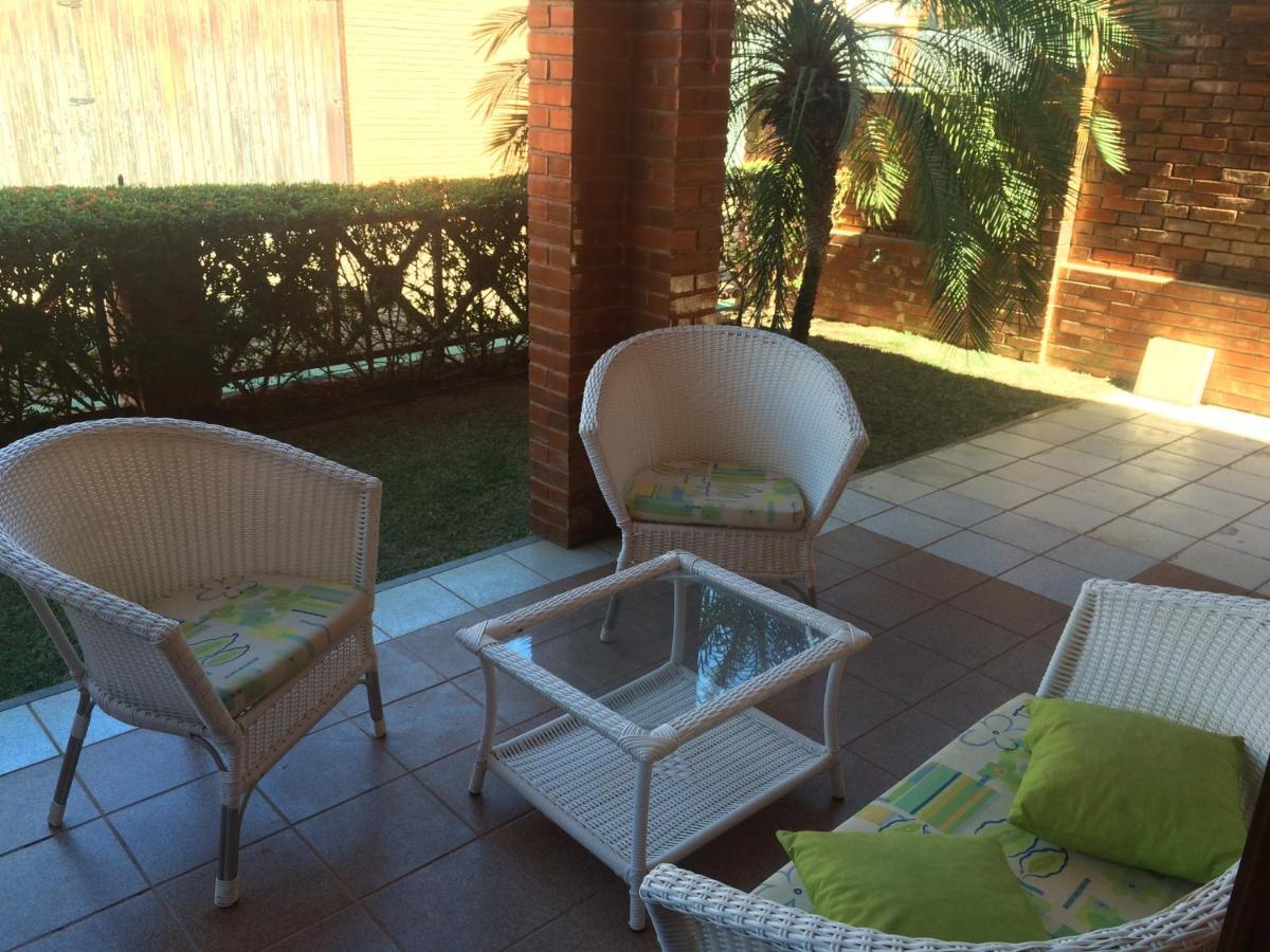 Linda Casa Porto Das Dunas: 4 Suites, Churrasqueira E Piscina Fortaleza  Esterno foto